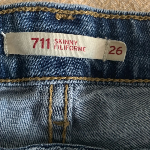 Levi’s woman’s 711 skinny filiforme blue jeans size 26 ** 2 for $25.00** - Picture 6 of 12